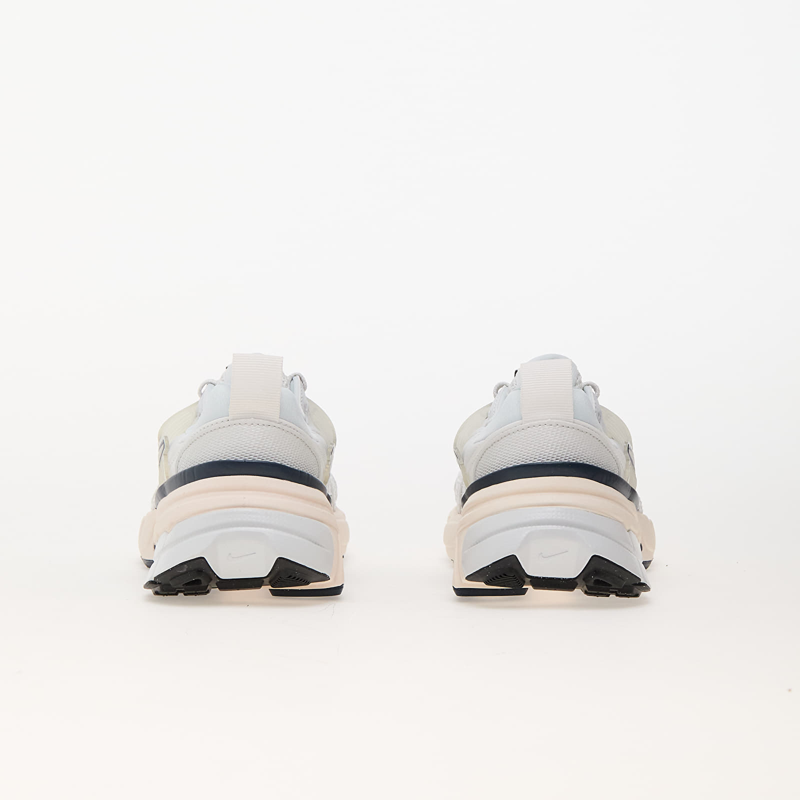 Moteriška avalynė Nike W V2K Run Platinum Tint/ Platinum Tint