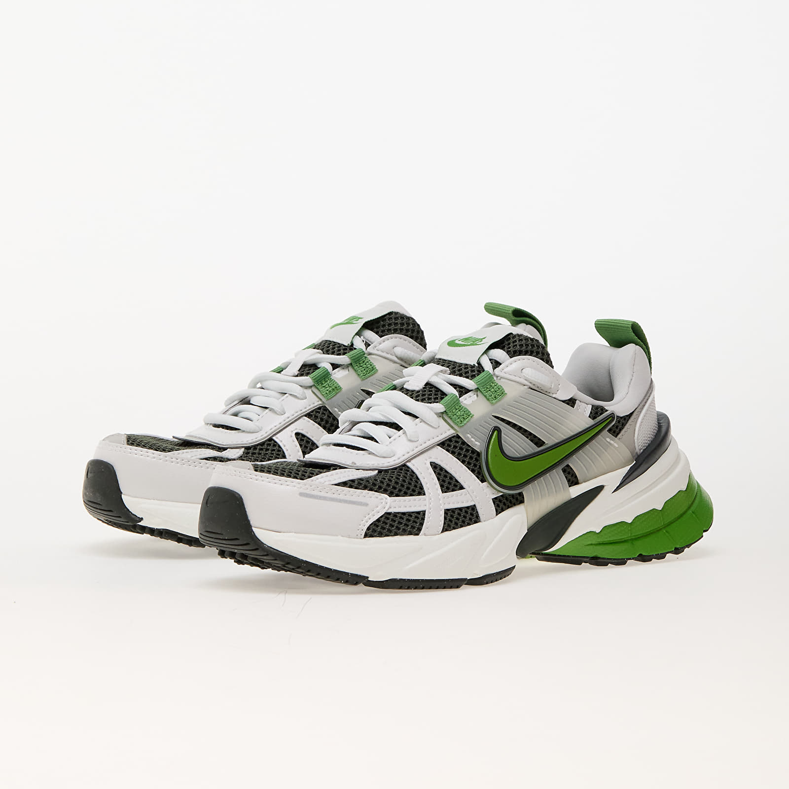 Frauen Nike W V2K Run Sequoia/ Chlorophyll-Lt Iron Ore