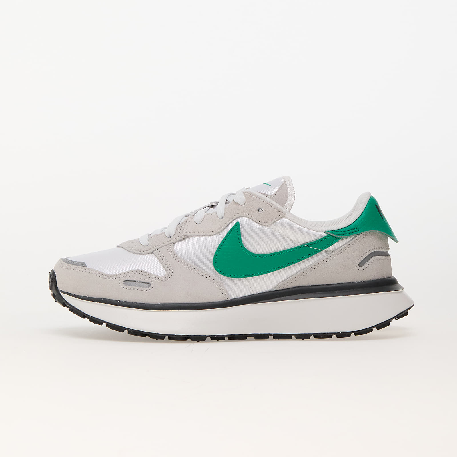 Nike vortex green top