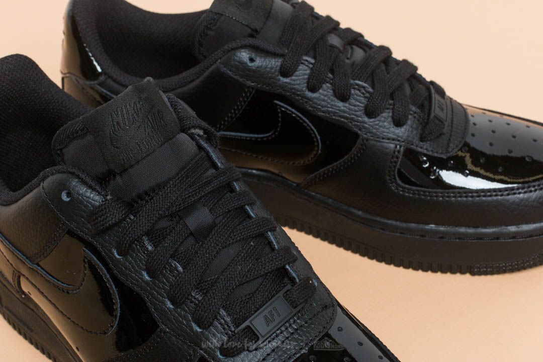 nike air force black patent