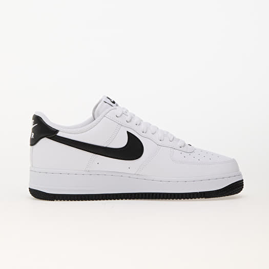 Nike air force 1s black tick deals