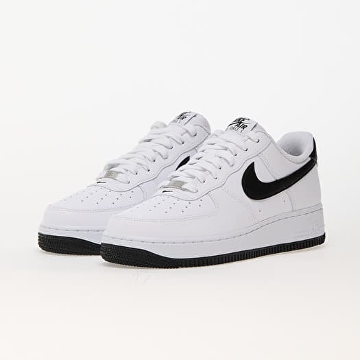 Nike Air Force 1 07