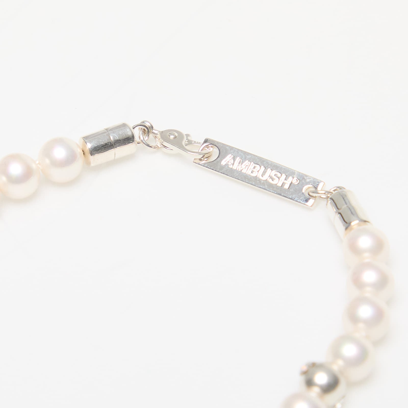 Bransoletki Ambush Pearl Letterblock Bracelet Silver/ No Color