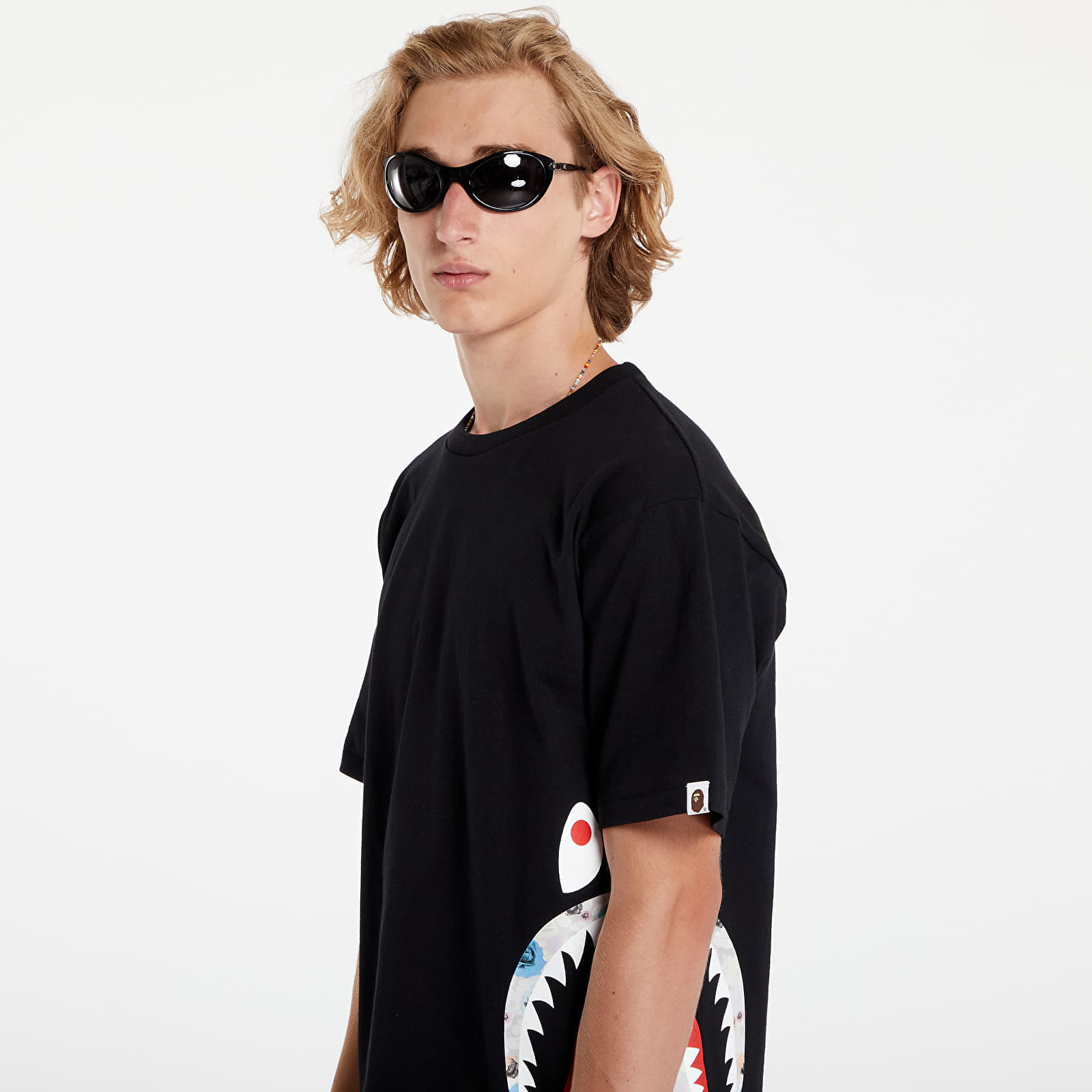 Tricou A BATHING APE Floral Camo Side Shark Tee Black - 1 | YEO