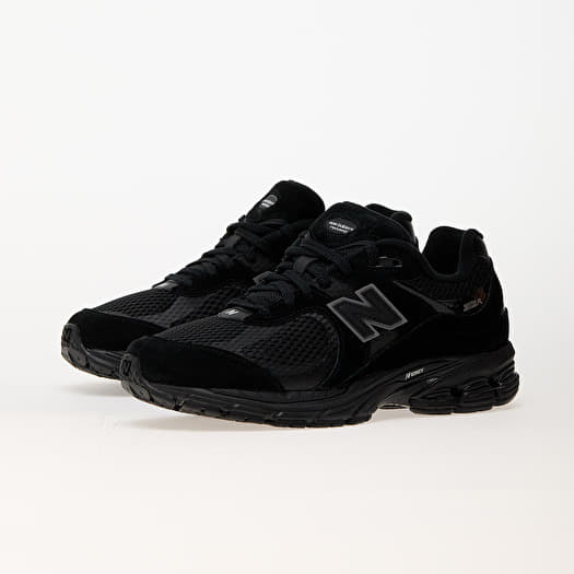 New Balance 2002R