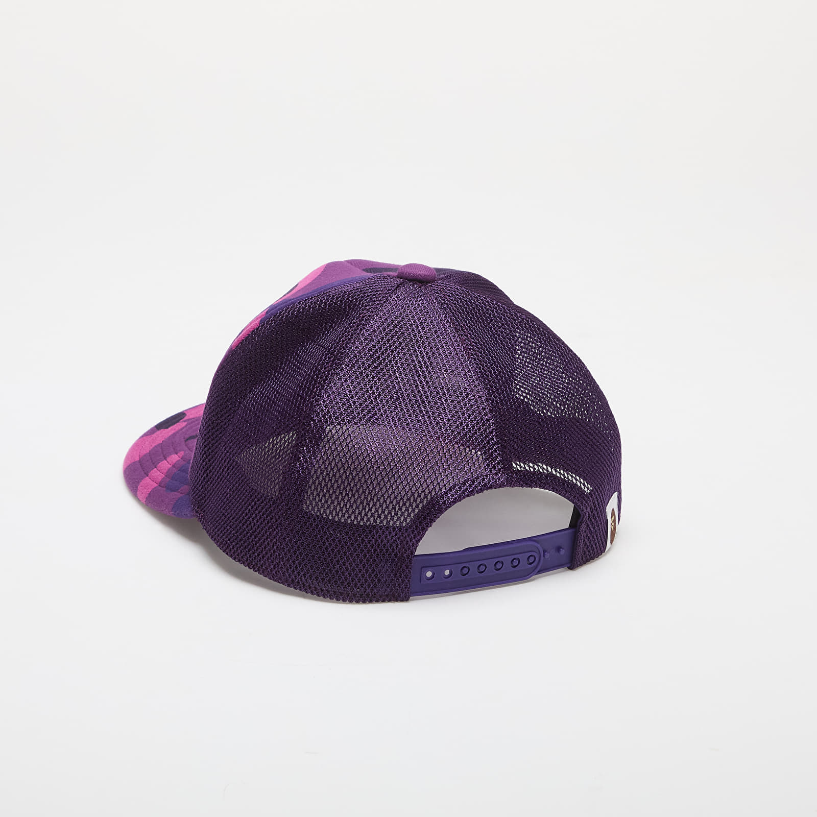 A BATHING APE Color Camo Nyc Logo Mesh Cap Purple - 1 | YEO