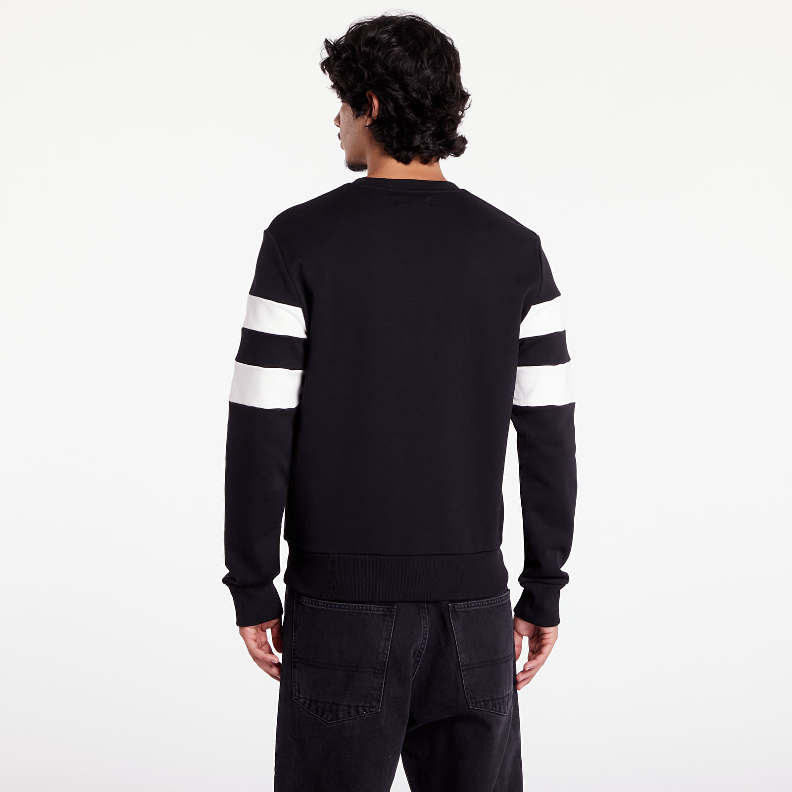 Hoodies and sweatshirts  FRED PERRY Tipped Sleeve Sweatshirt Black