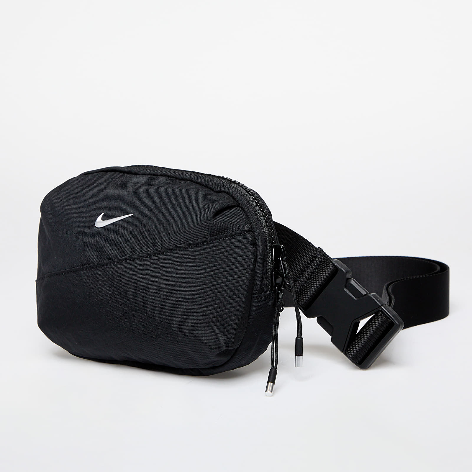 Nerki Nike Aura Waistpack Black/ Black/ Matte Silver