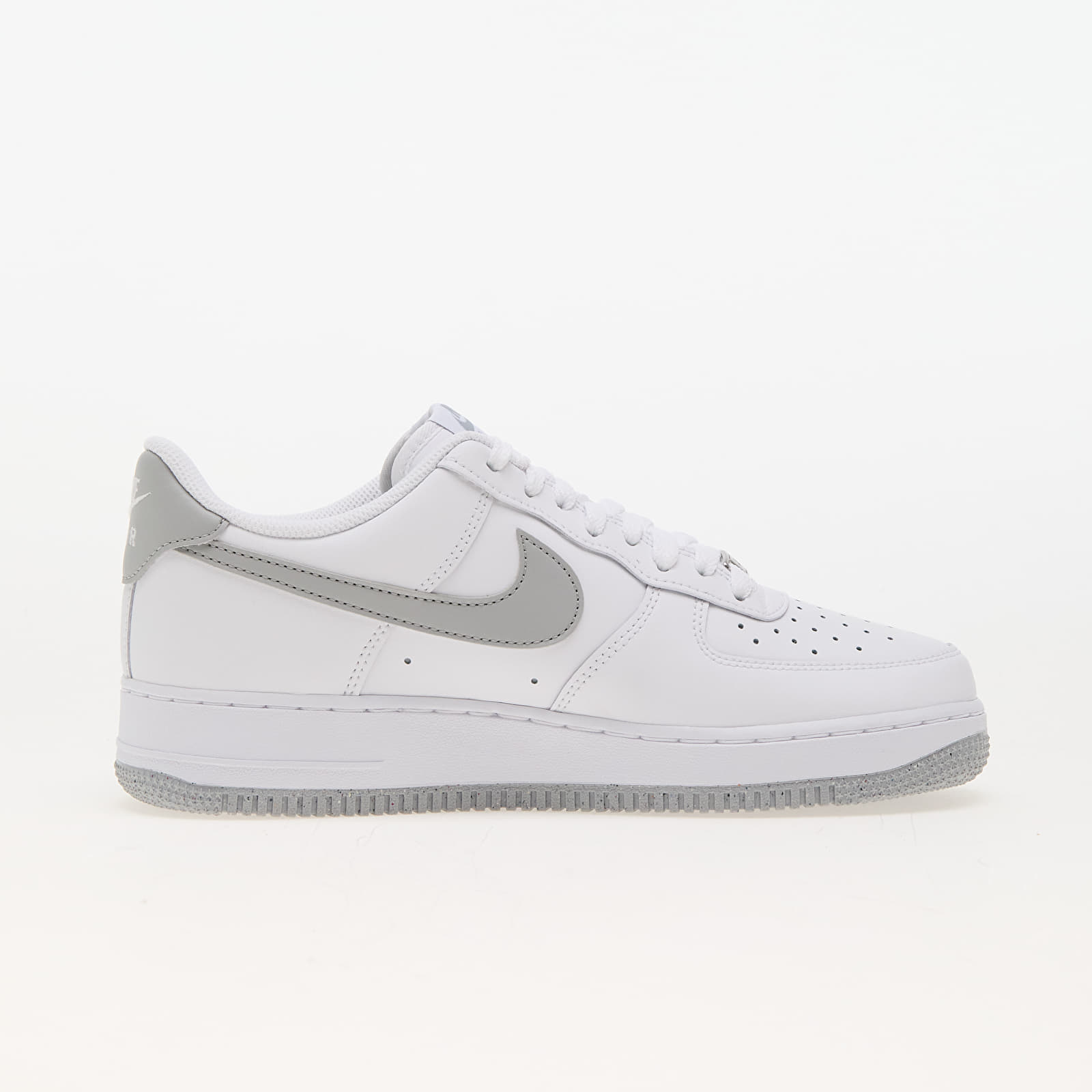Scarpe uomo Nike Air Force 1 '07 White/ Lt Smoke Grey-White