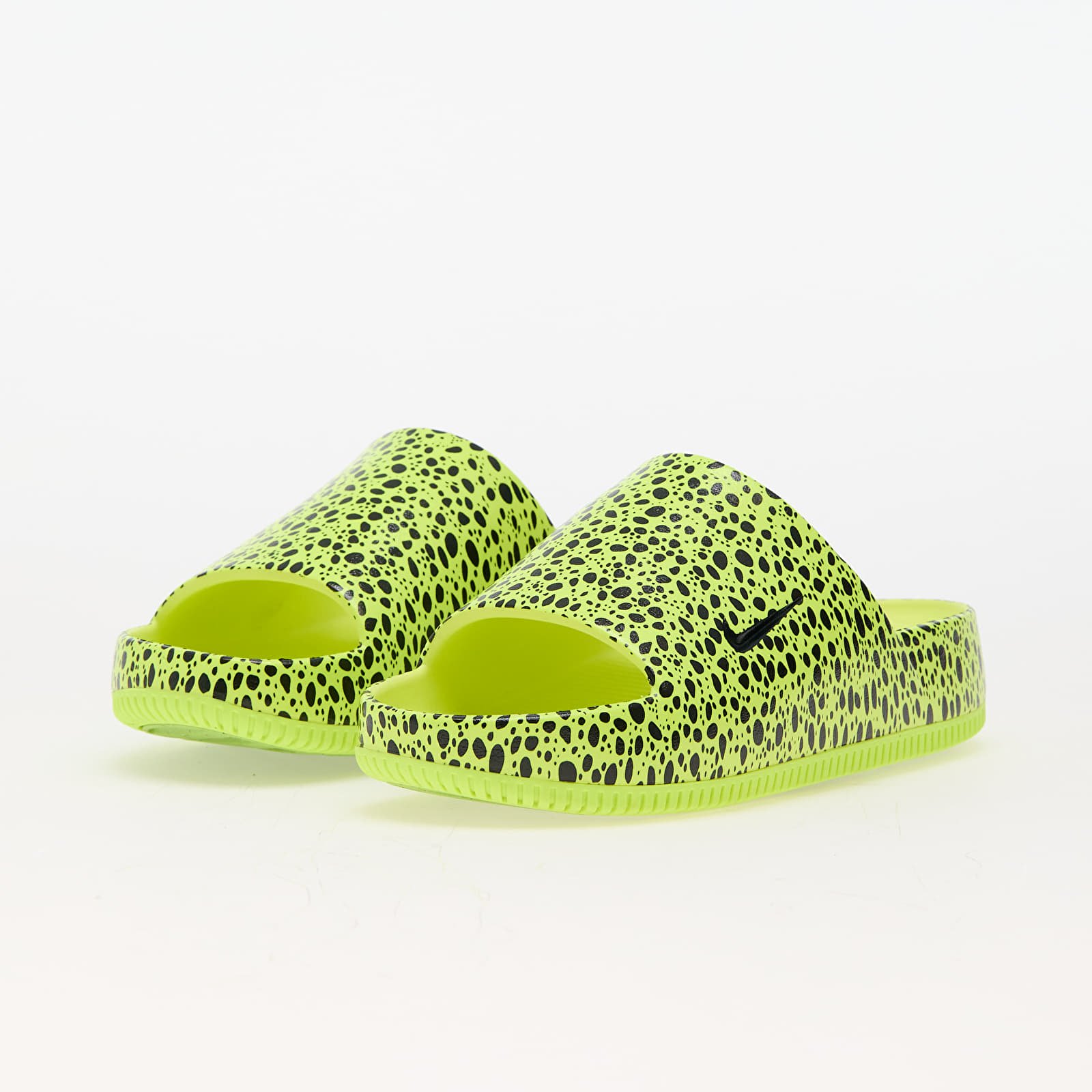 Férfi cipők Nike Calm Volt/ Dark Obsidian-Volt