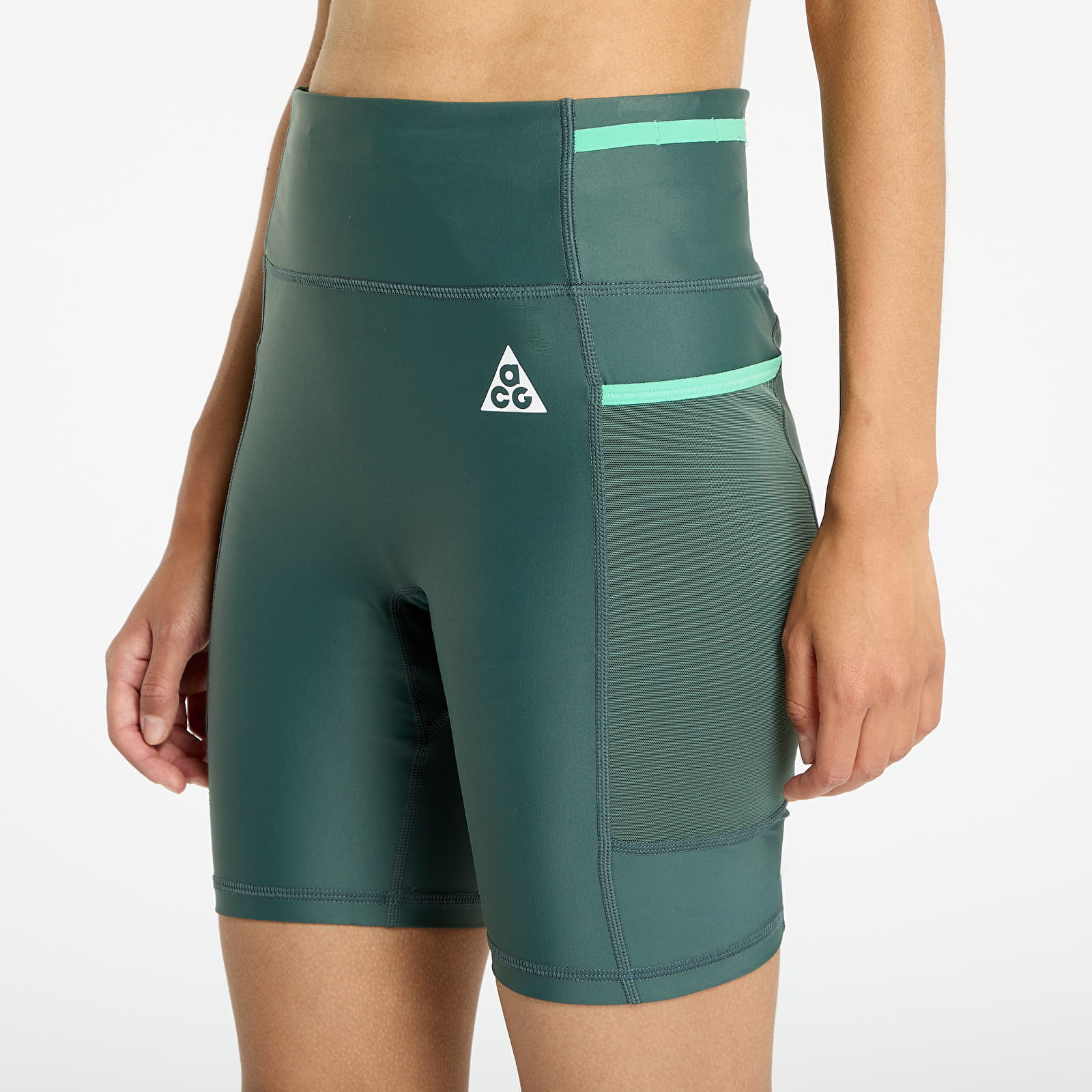 Kurzhosen Nike ACG "White Rapids" Women's Dri-FIT ADV High-Waisted 7-Inch Shorts Vintage Green/ Spring Green/ Summit White