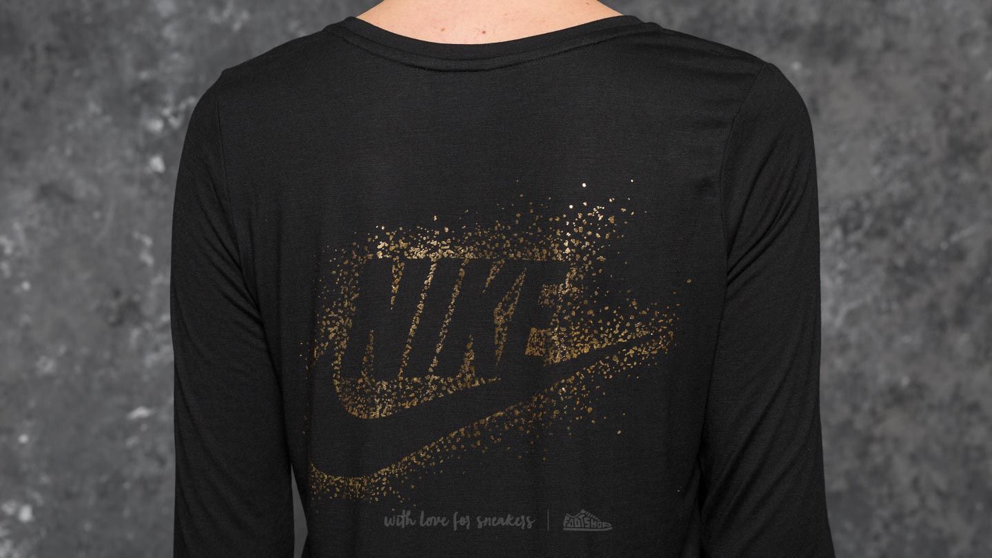 Rose gold and black hotsell nike shirt