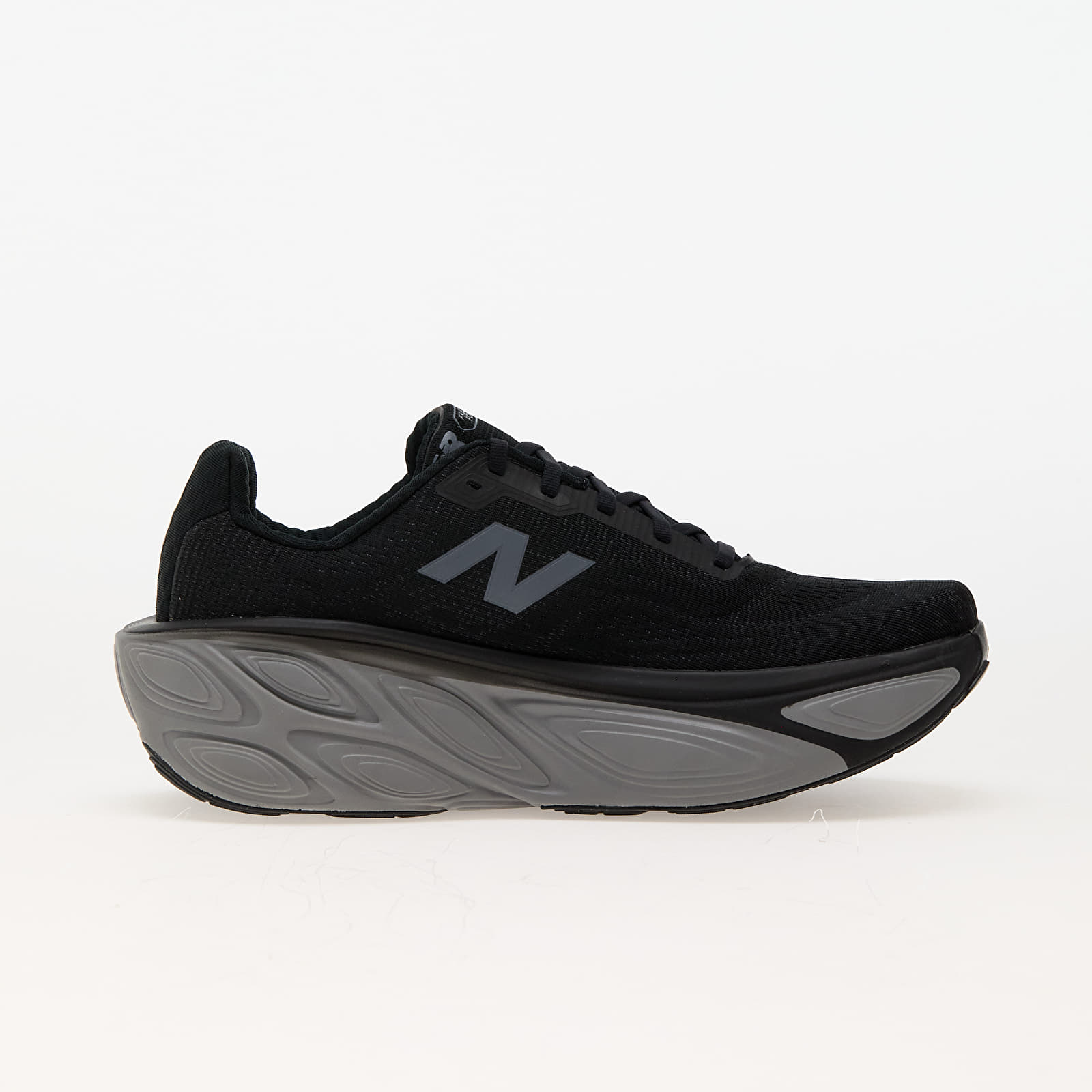 Dámské tenisky a boty New Balance Freshfoam More V5 Black