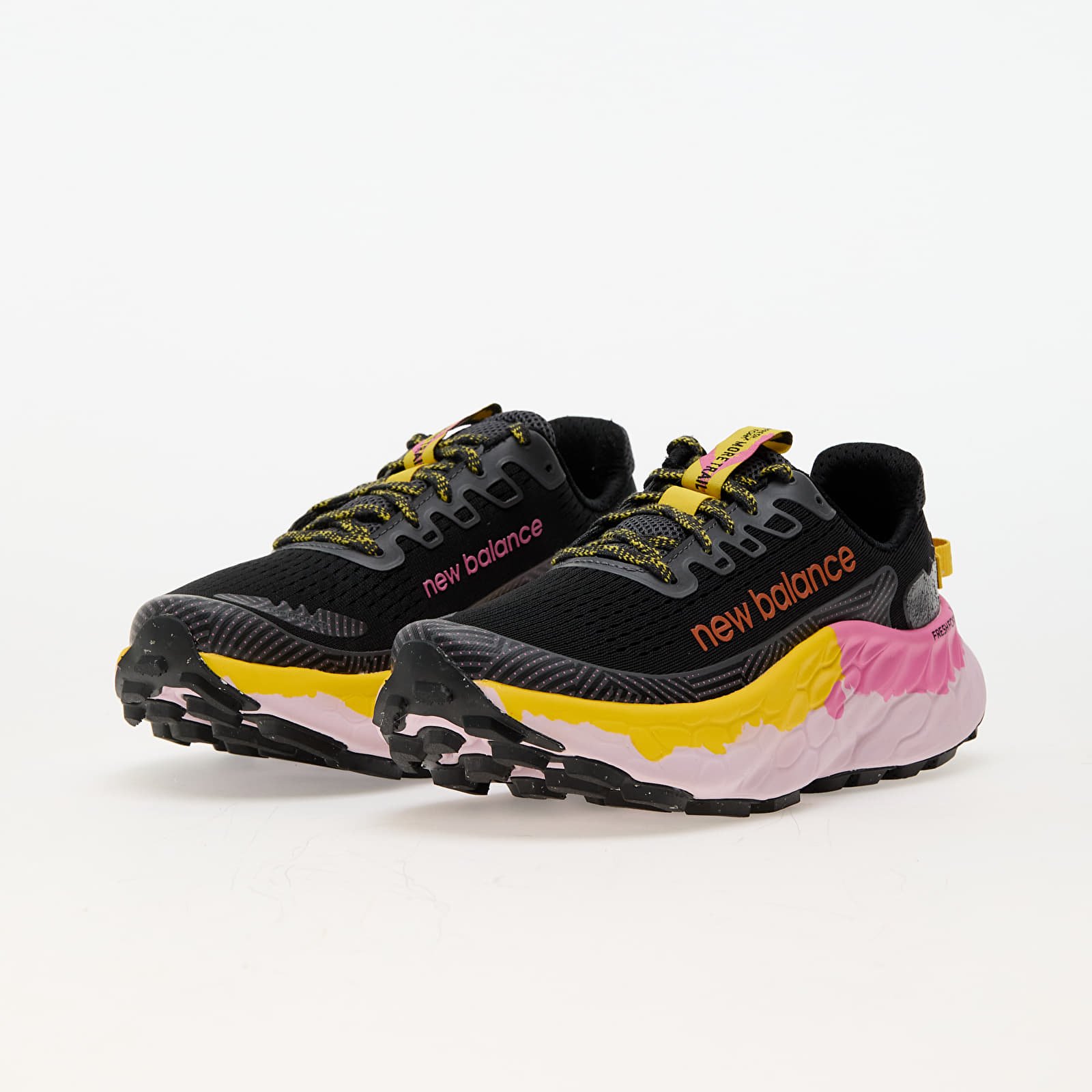 Moteriška avalynė New Balance Freshfoam More Trail V3 Black