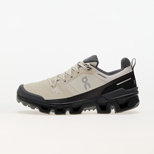 On W Cloudwander Waterproof Sand/ Black