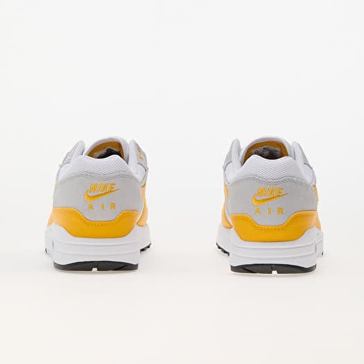 Air max university gold discount