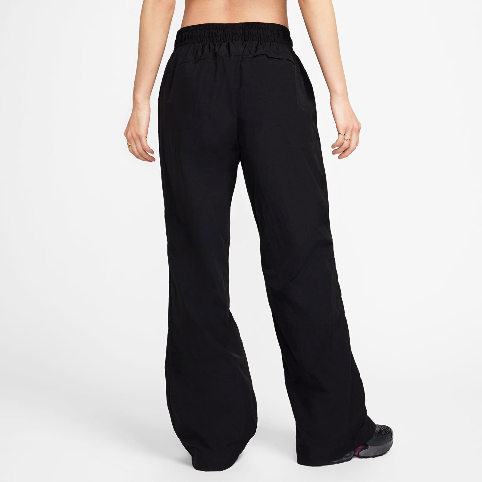 Džíny a kalhoty Nike Sportswear Collection Women's Mid-Rise Repel Zip Pants Black/ White