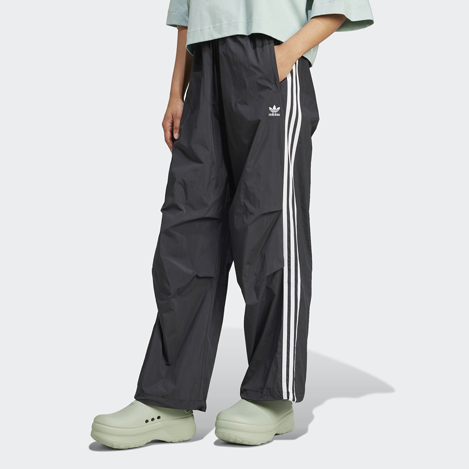 Dámské kalhoty adidas 3 Stripes Parachute Pants Black
