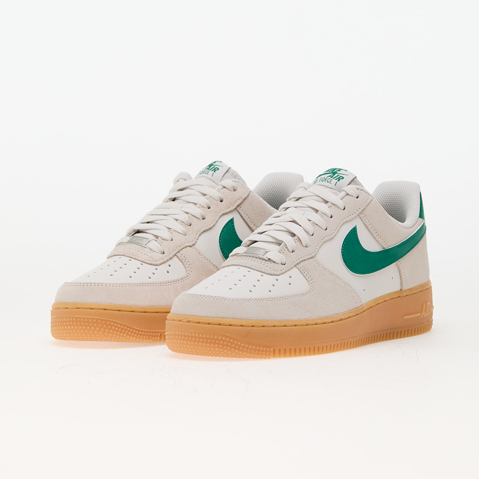 Pánské tenisky a boty Nike Air Force 1 '07 Lv8 Phantom/ Malachite-Gum Yellow