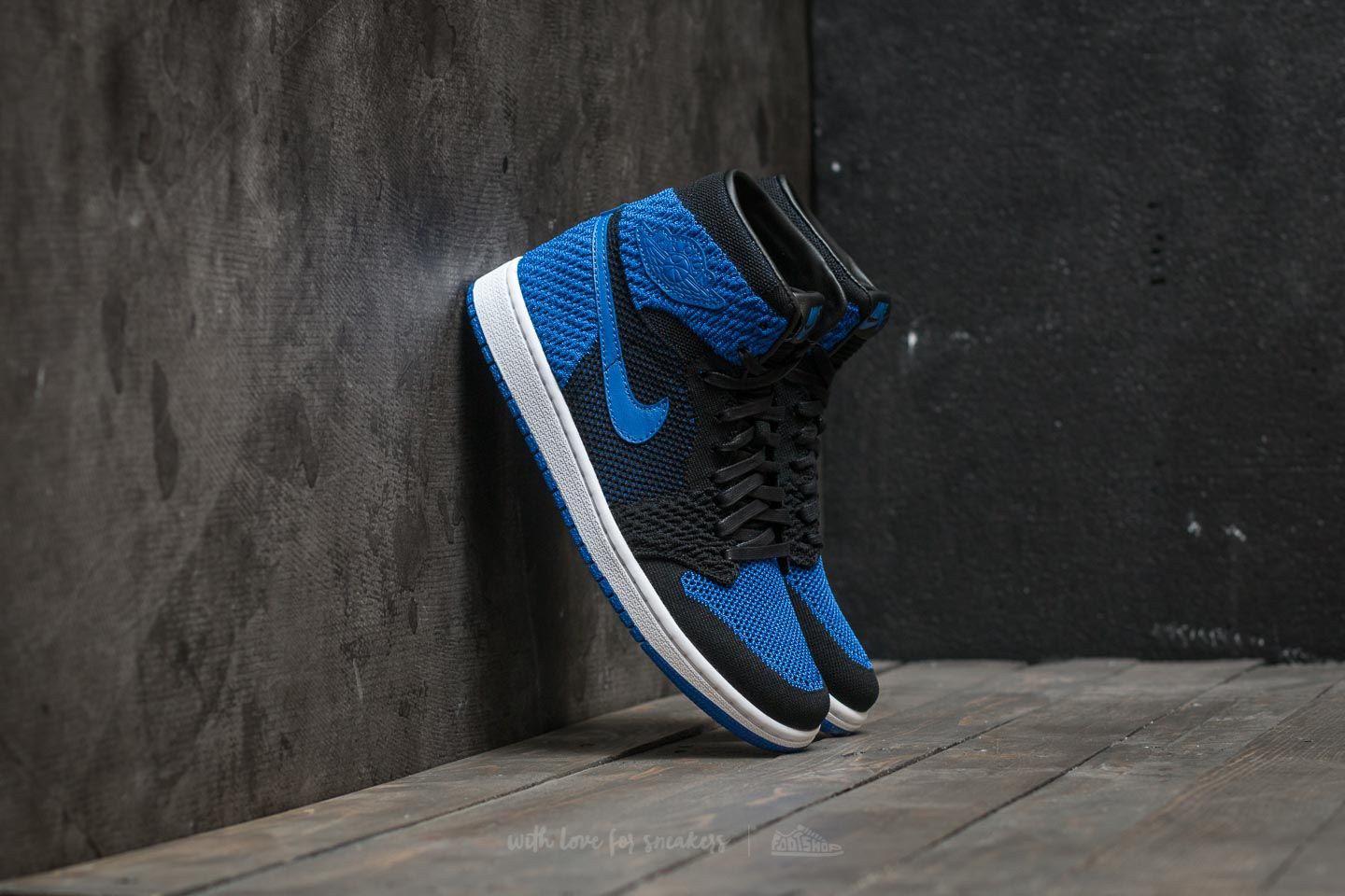 Air jordan 1 flyknit royal new arrivals