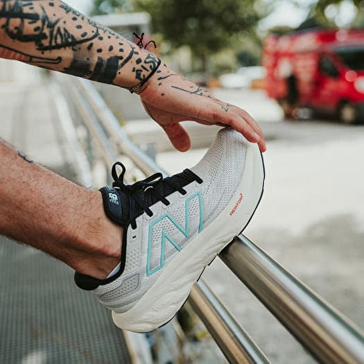 New Balance 1080 V13