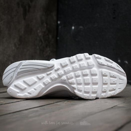 Women's presto fly white on sale