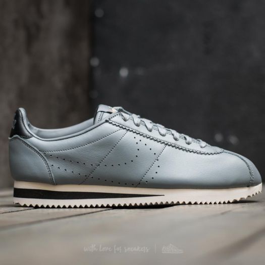 Size 11 Nike Classic‎ Cortez Leather Premium Cool Gray Sneaker Shoes 861677-001 Buy Nike Classic Cortez Leather Premium  main image 3