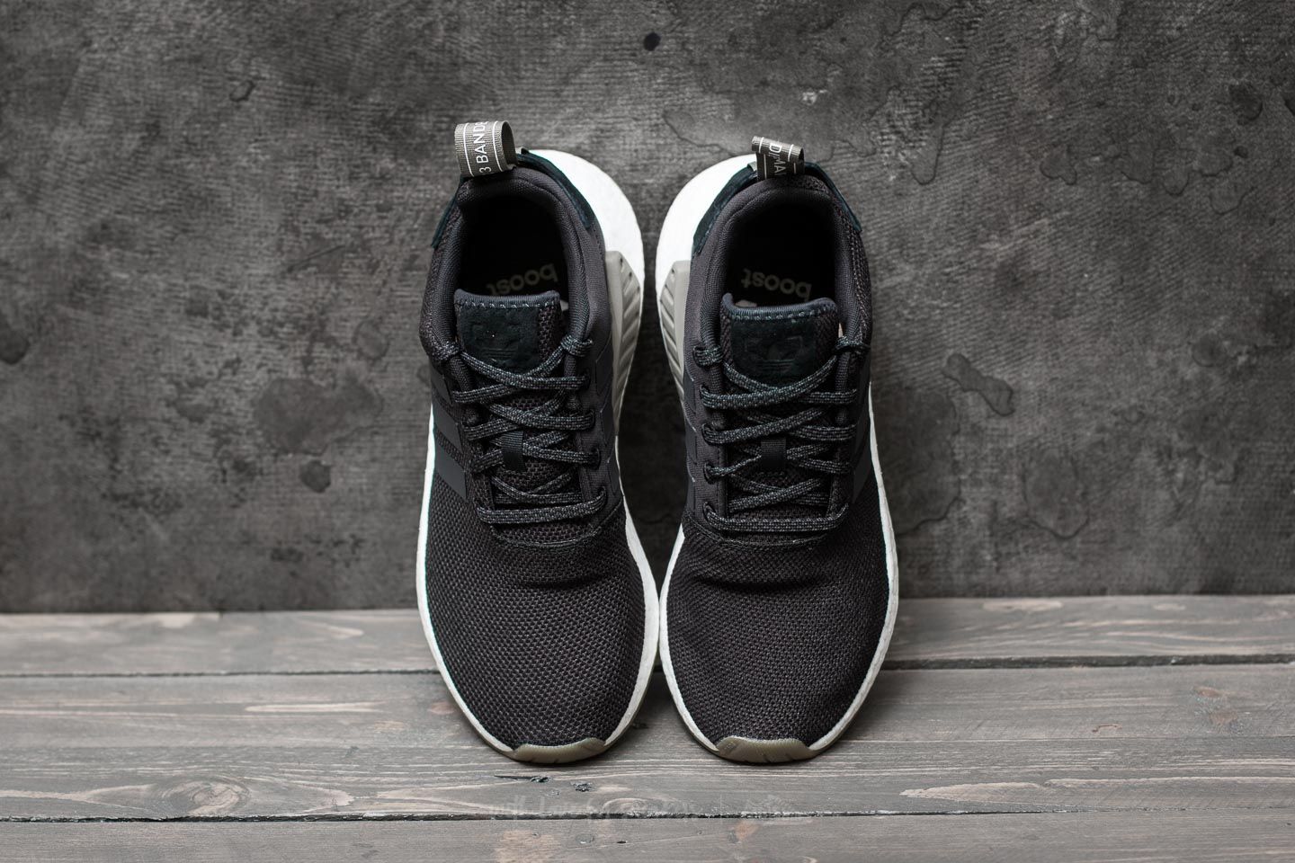 Pánské tenisky a boty adidas NMD_R2 Core Black/ Utility Black / Trace Cargo