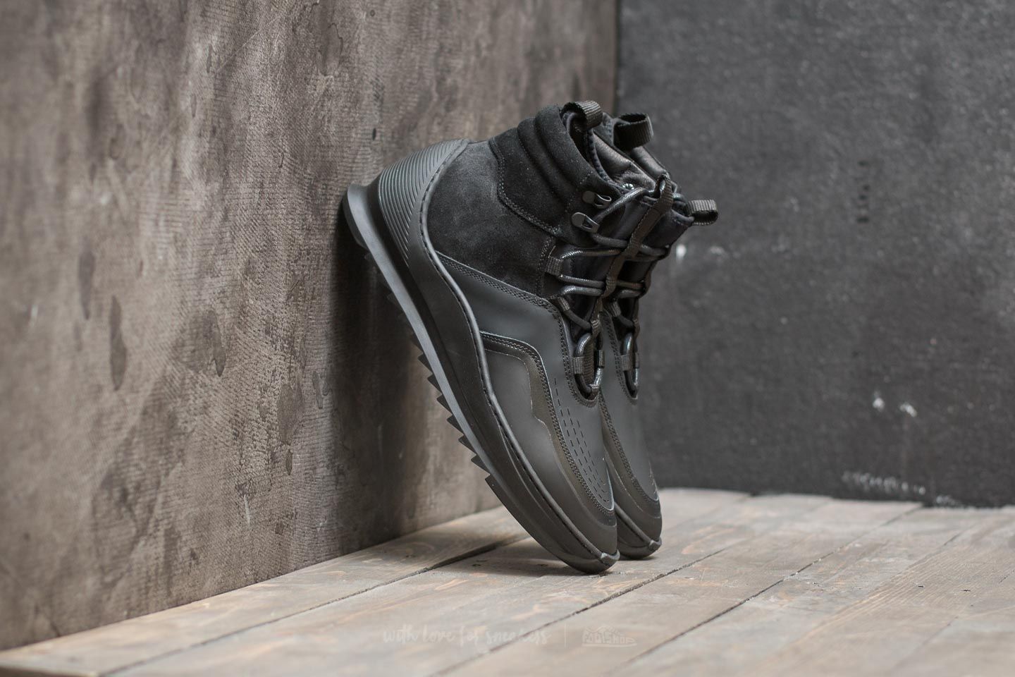 Filling pieces mid top store