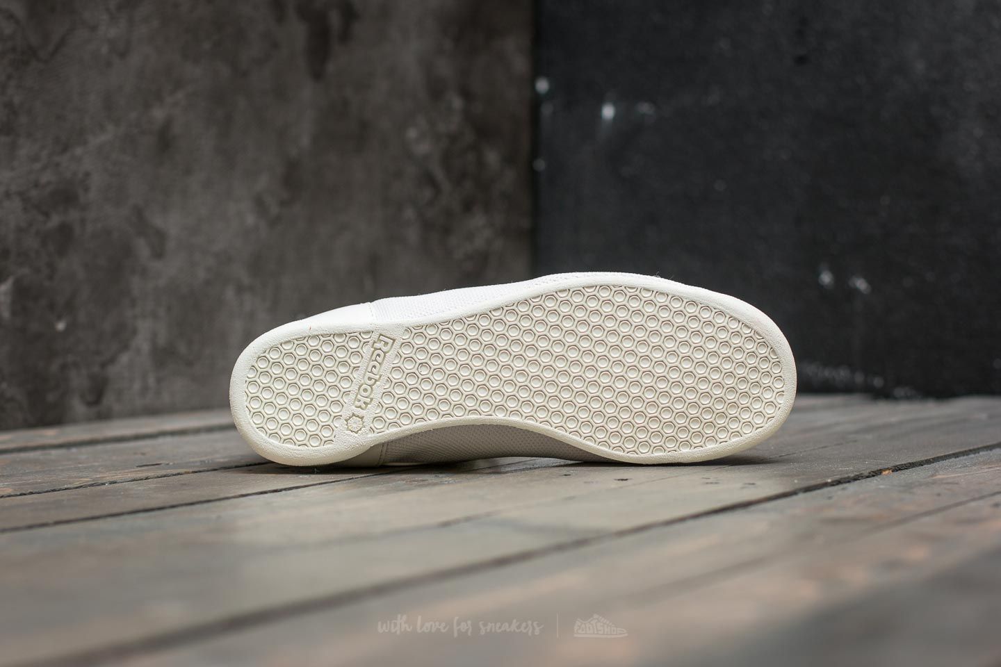 Zapatillas mujer Reebok Freestyle Hi ULTK Chalk/ Skull Grey/ Stucco