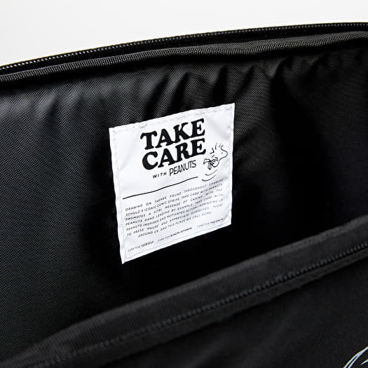 Pouches EASTPAK Blanket M Laptop Sleeve Black Footshop
