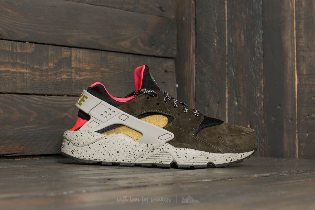 Nike huarache desert moss store