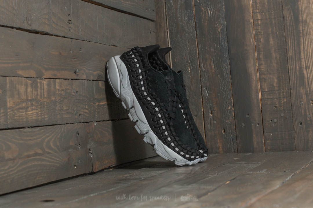 wmns air footscape woven