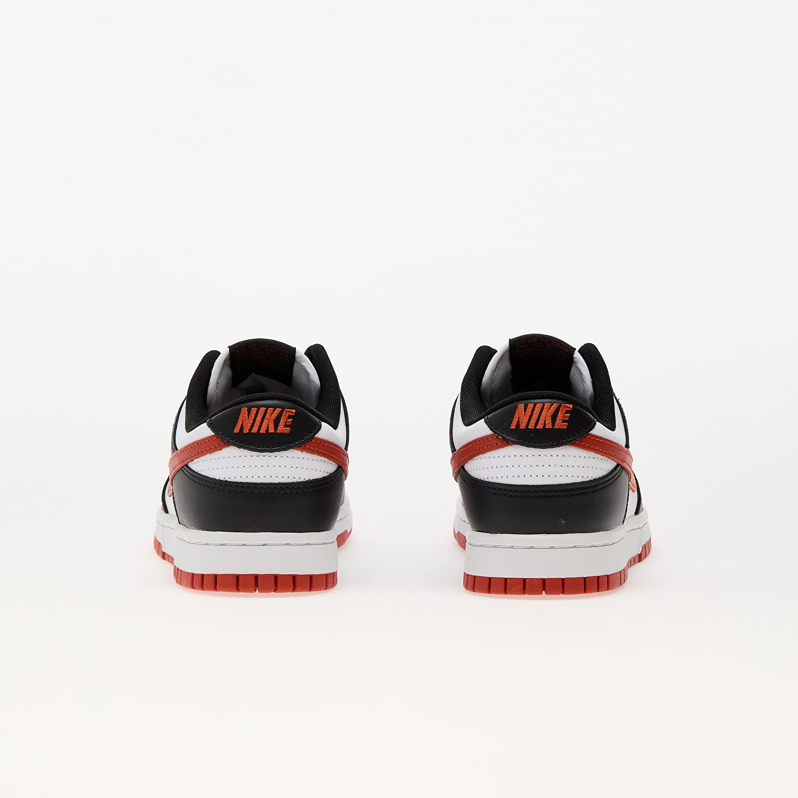 Miesten kengät Nike Dunk Low Retro White/ Dragon Red-Black