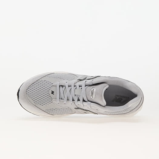 Încălțăminte și sneakerși pentru bărbați New Balance 2002R Grey