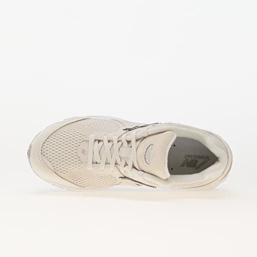 Beige running shoes discount