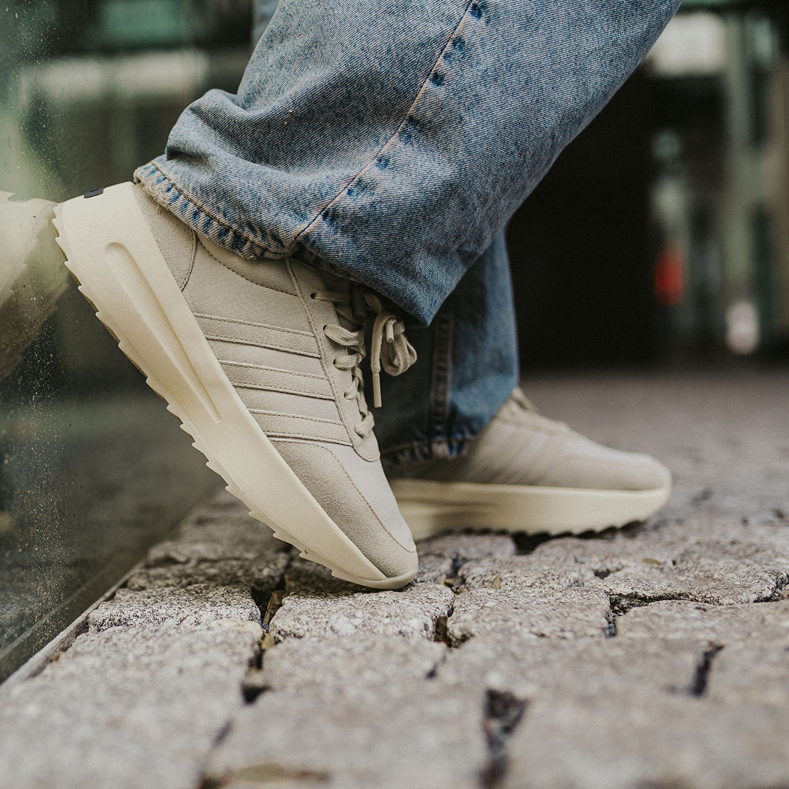 Adidas los angeles grau shop