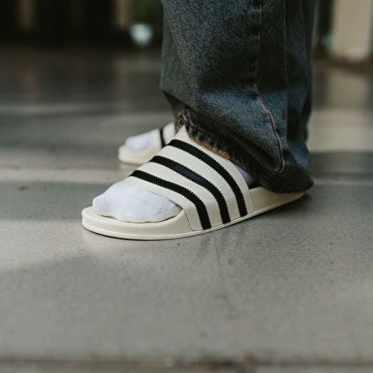 送料無料 通販  Crew White/ Crew White/ Crew Adilette Athletics God Of Fear x adidas Shoes White Footshop | 靴
