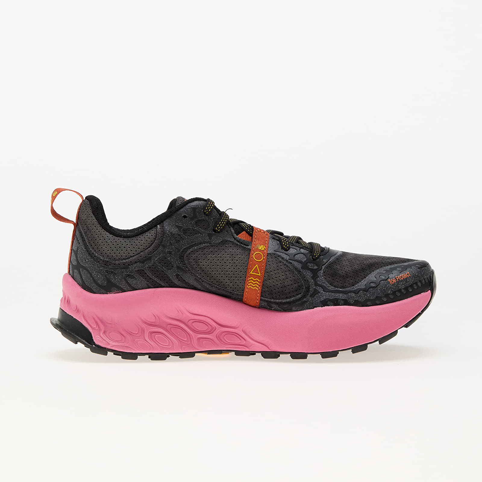 Frauen New Balance Freshfoam Hierro V8 Black