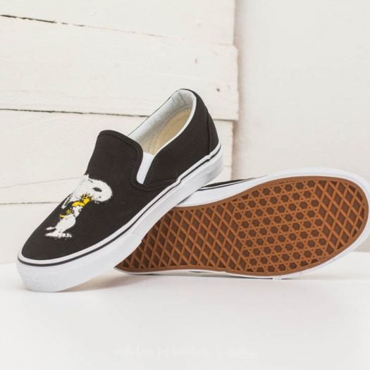 Vans x Peanuts Classic Slip On