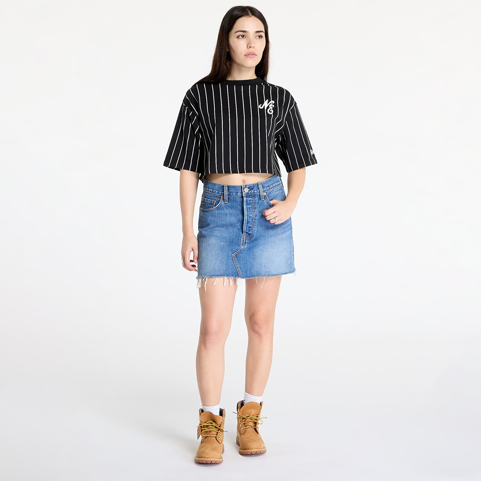 Women's T-shirts New Era Pinstripe Crop Tee Black/ Off White