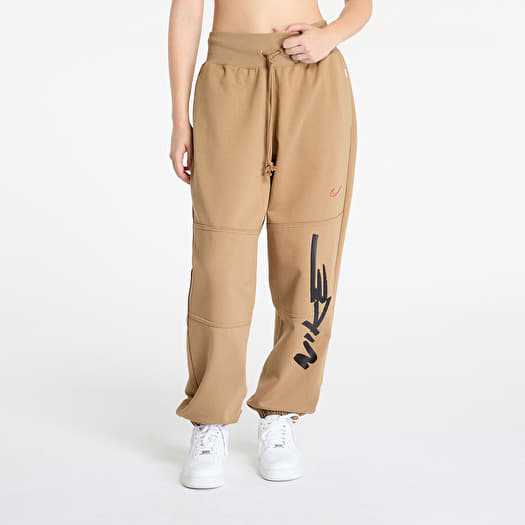 Nike essential futura joggers clearance