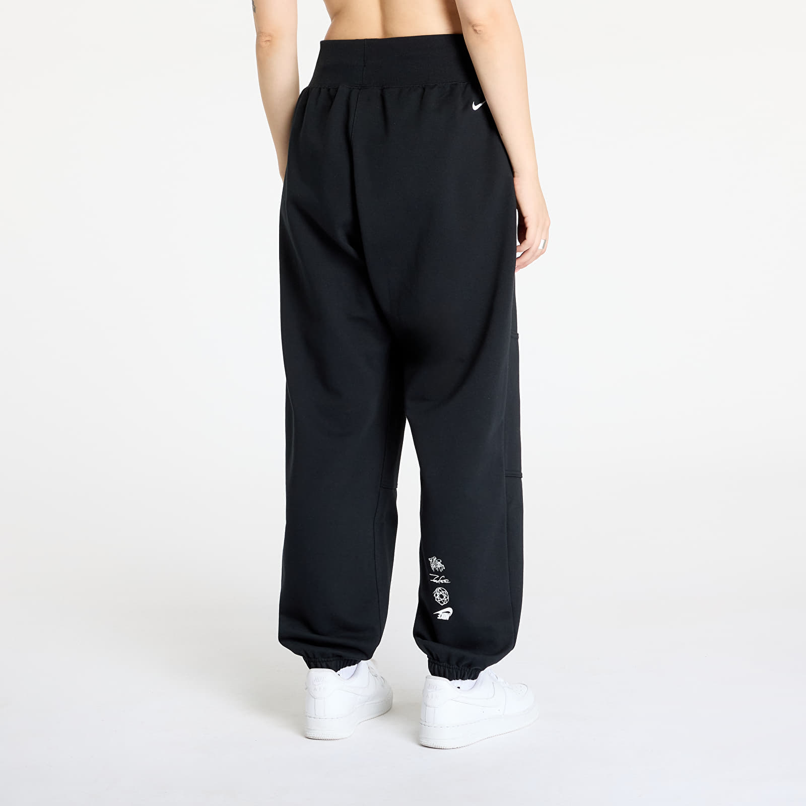 Women's sweatpants Nike Sportswear Women's Breaking Fleece Pant x Futura Black
