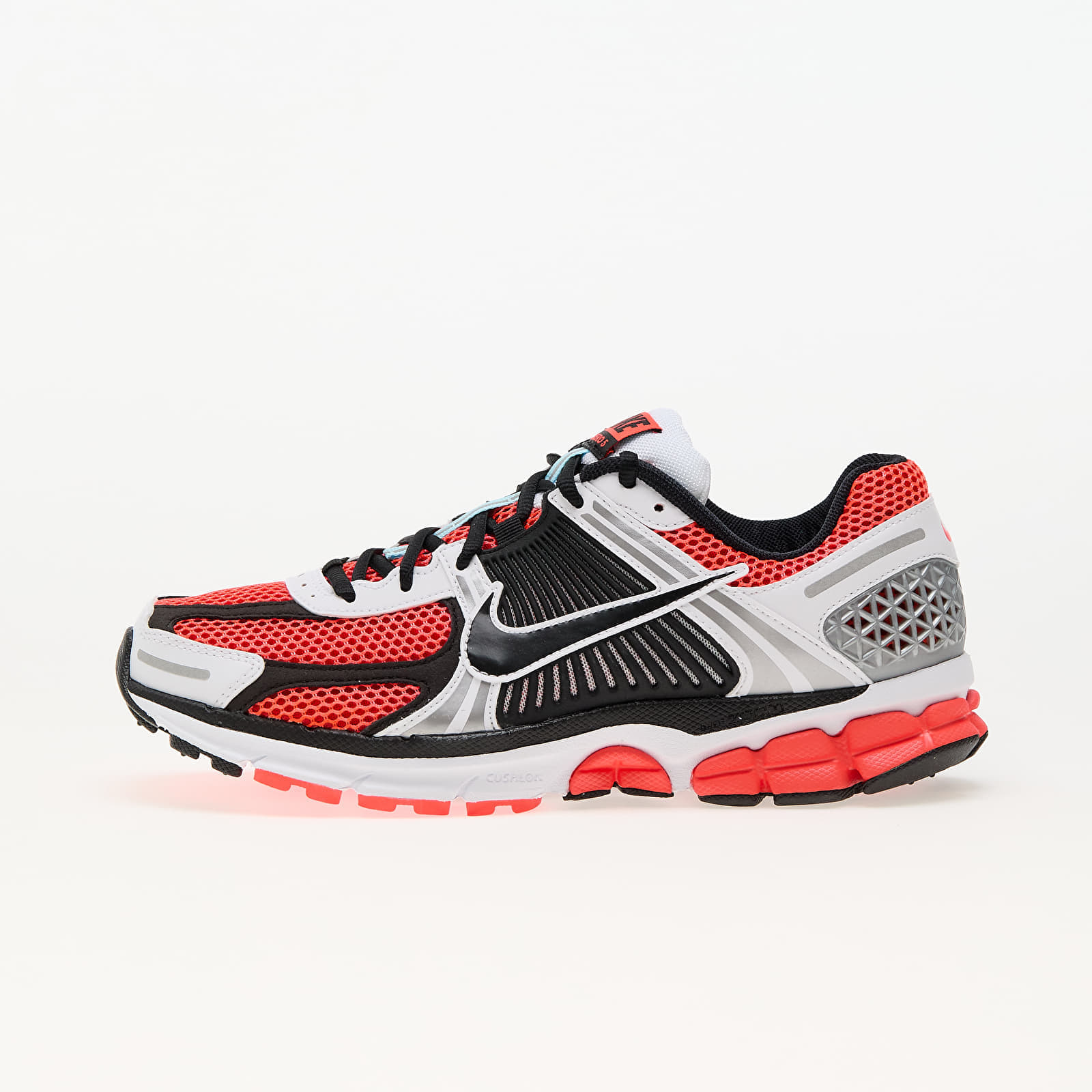 Levně Tenisky Nike Zoom Vomero 5 Se Bright Crimson/ Black-Glacier Ice