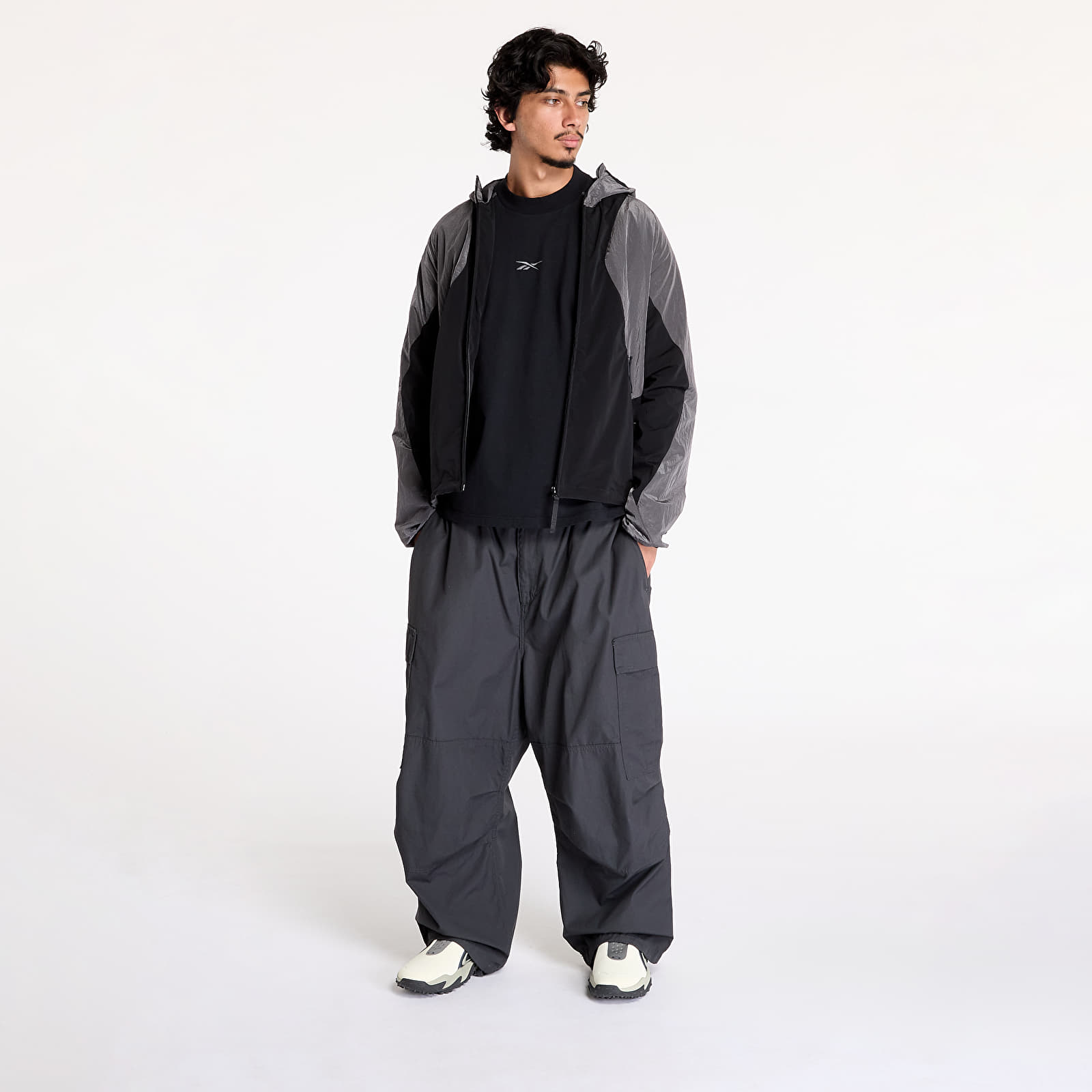 Jakne Reebok Running Hooded Jacket Black/ Misty Grey