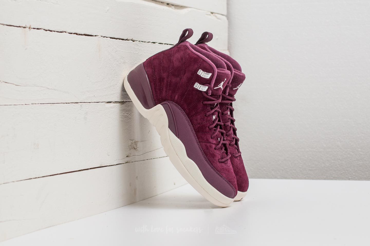 Women s shoes Air Jordan 12 Retro BG Bordeaux Sail Metallic