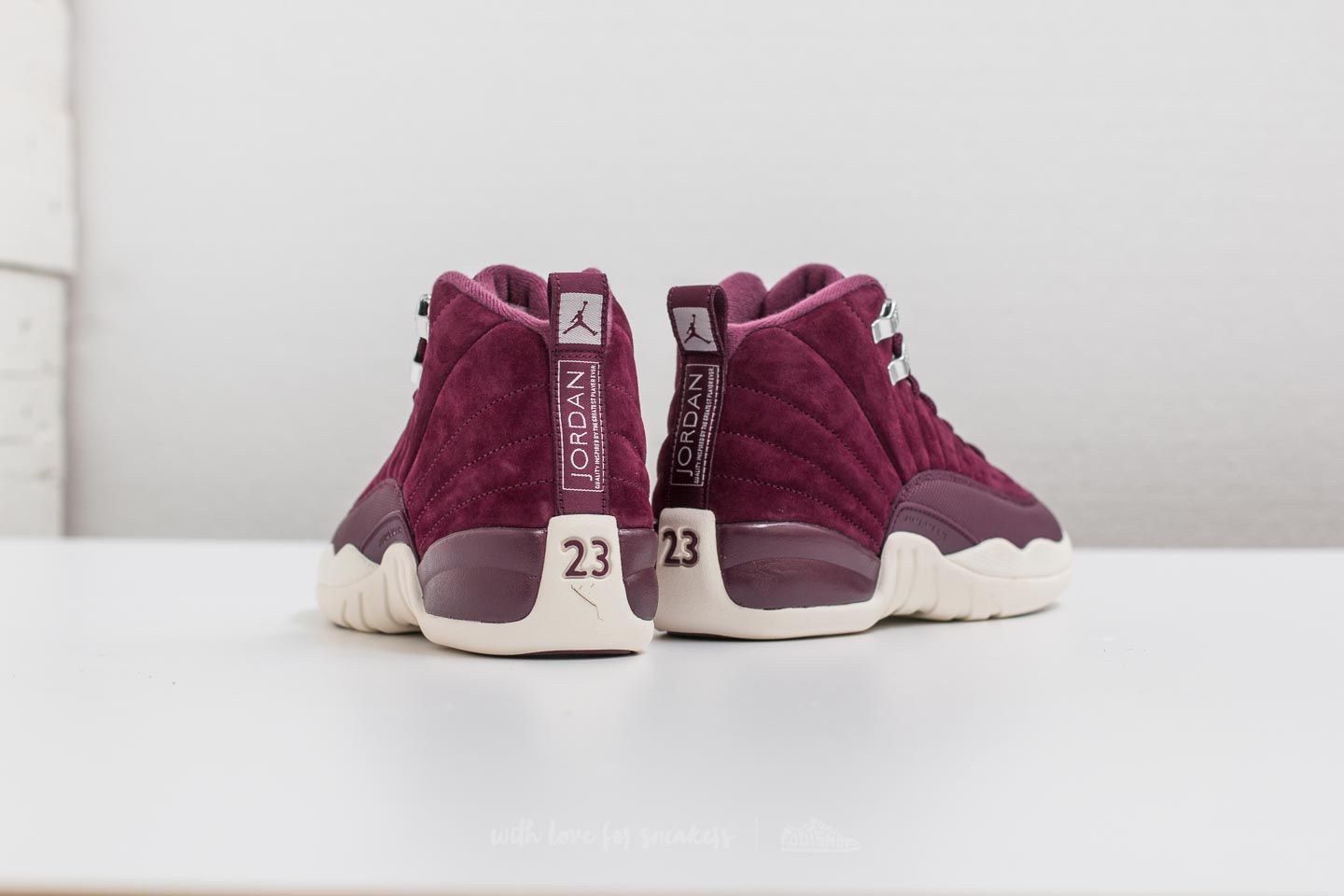 Buty damskie Air Jordan 12 Retro BG Bordeaux/ Sail-Metallic