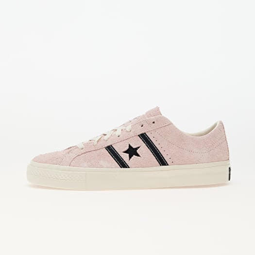 Pink blush converse 2025
