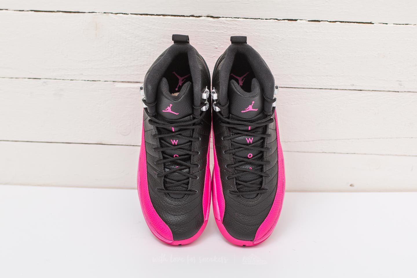 Retro 12 black and pink clearance