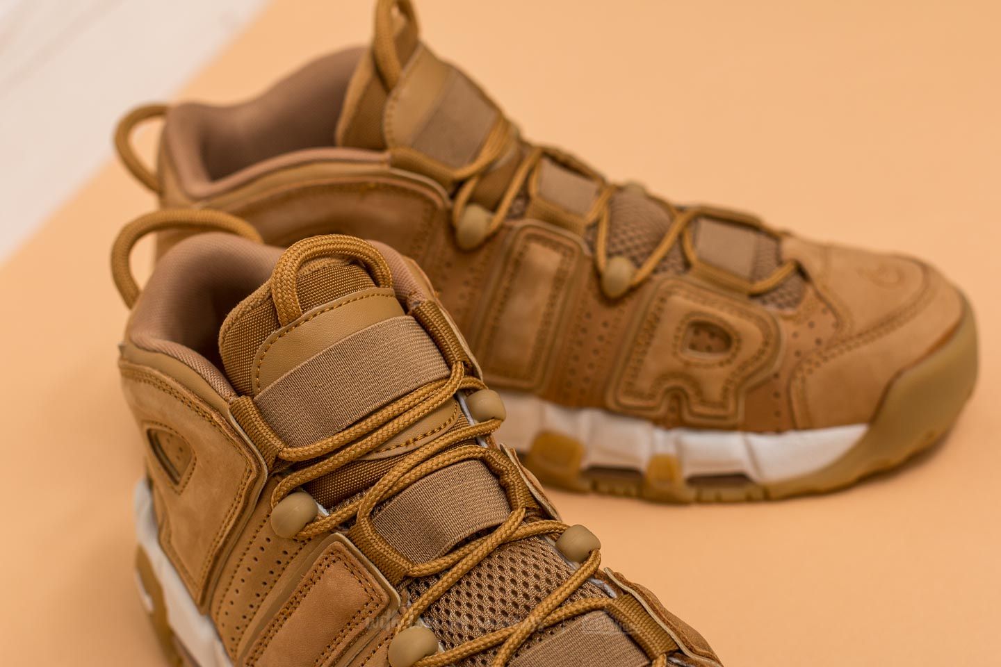 Nike air uptempo best sale 96 flax